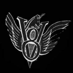 logo V8 (UK)